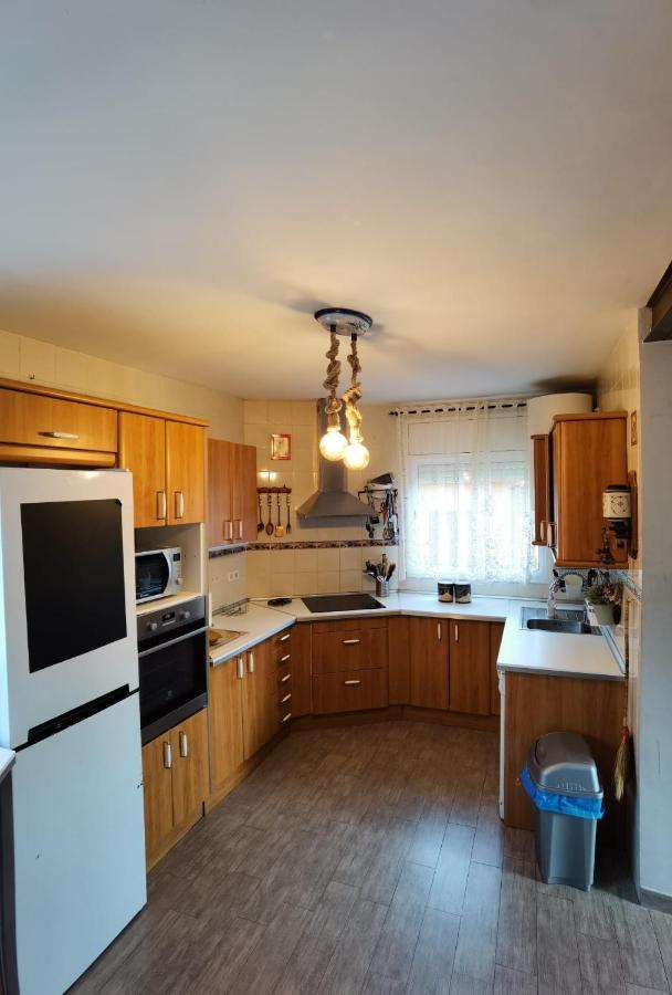 Amazing Vila Close To Sitges, Jacuzzi, Swimming Pool & Exellent Views Olivella Eksteriør billede