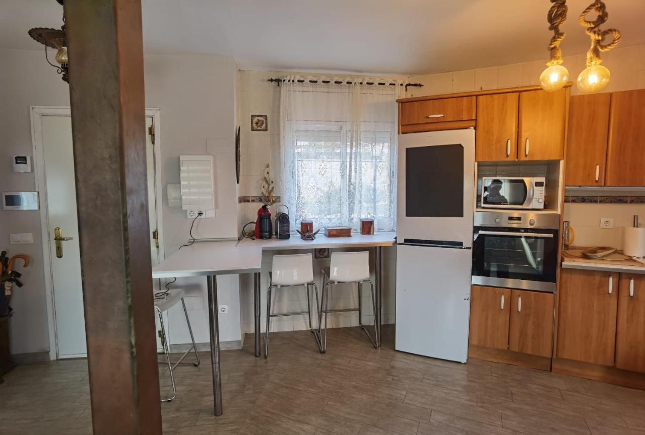 Amazing Vila Close To Sitges, Jacuzzi, Swimming Pool & Exellent Views Olivella Eksteriør billede