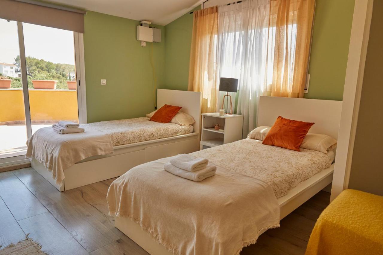 Amazing Vila Close To Sitges, Jacuzzi, Swimming Pool & Exellent Views Olivella Eksteriør billede