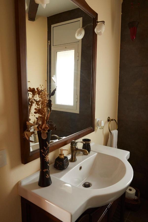 Amazing Vila Close To Sitges, Jacuzzi, Swimming Pool & Exellent Views Olivella Eksteriør billede