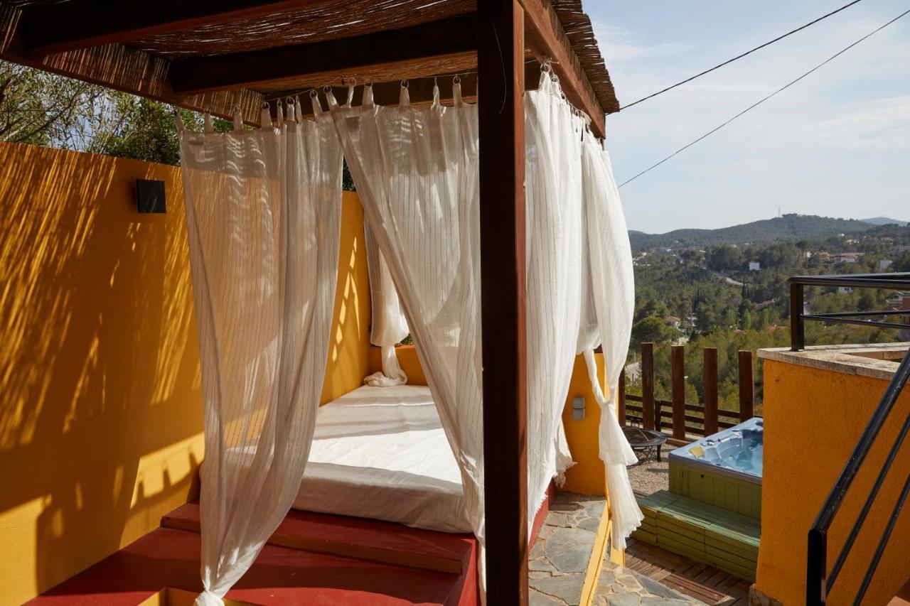Amazing Vila Close To Sitges, Jacuzzi, Swimming Pool & Exellent Views Olivella Eksteriør billede